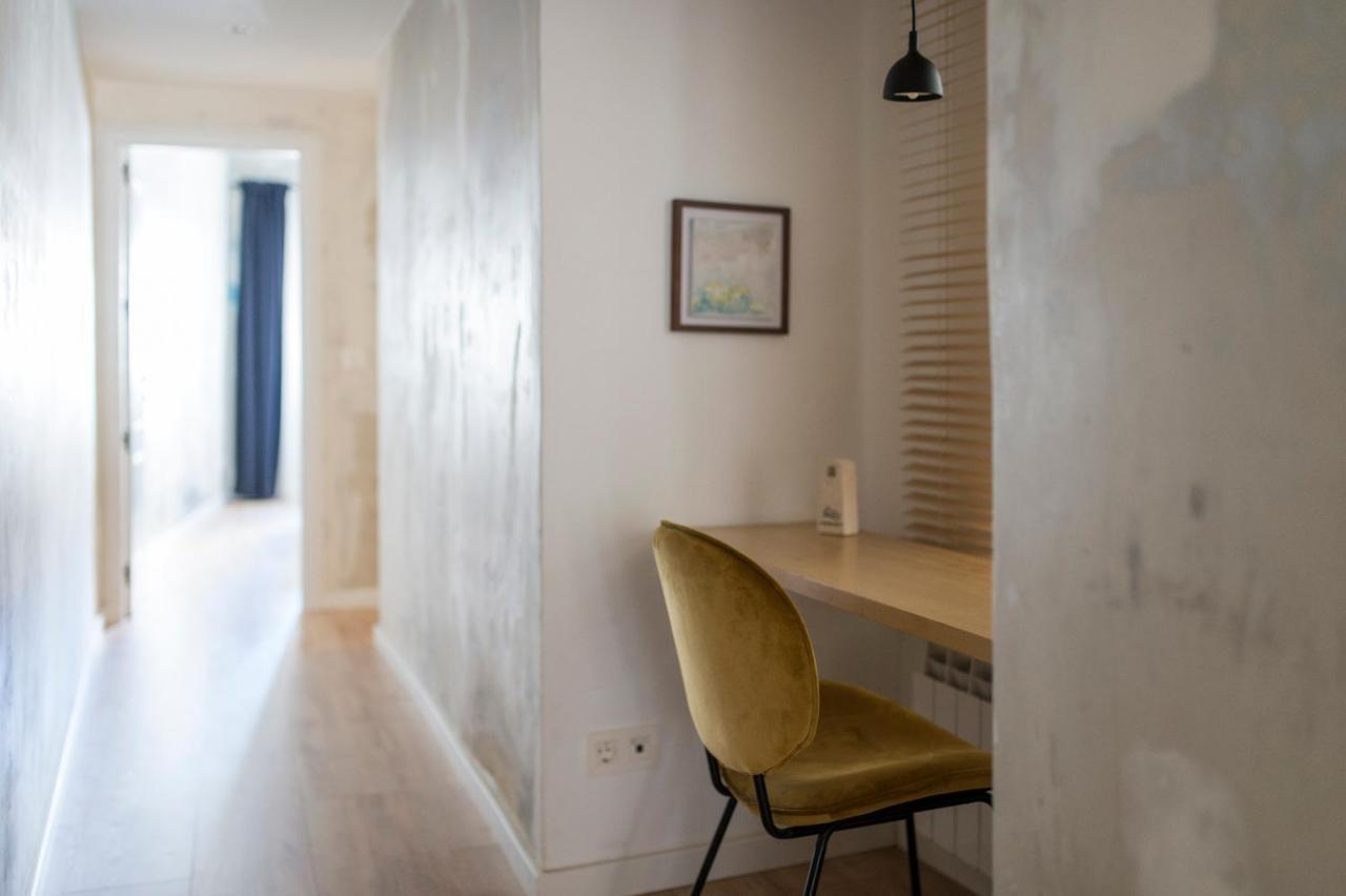 Un Piso Especial En El Casco Historico De * Burgos